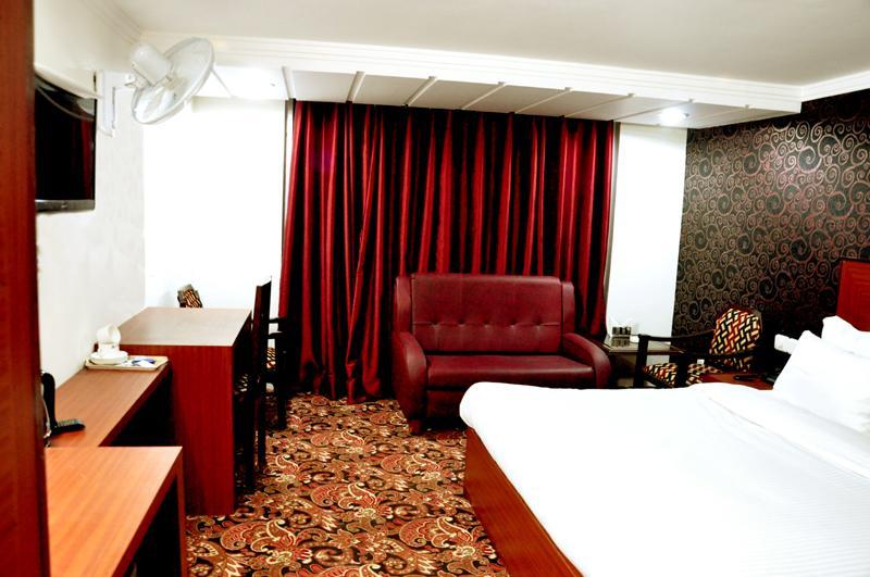 Batoti Hotel Trinetar Resorts מראה חיצוני תמונה